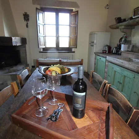 Holiday home Il Della Ginestra Morruzze